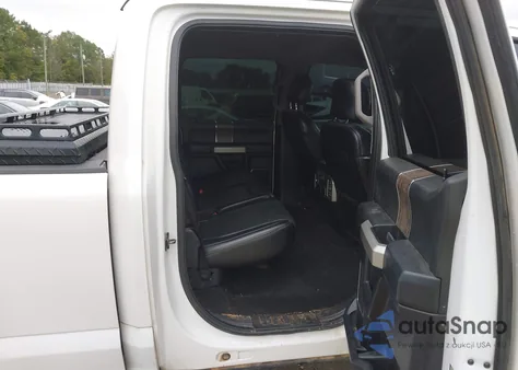 2017 Ford F-250 Lariat из США, поврежденный, VIN 1FT7W2BT1HED55872